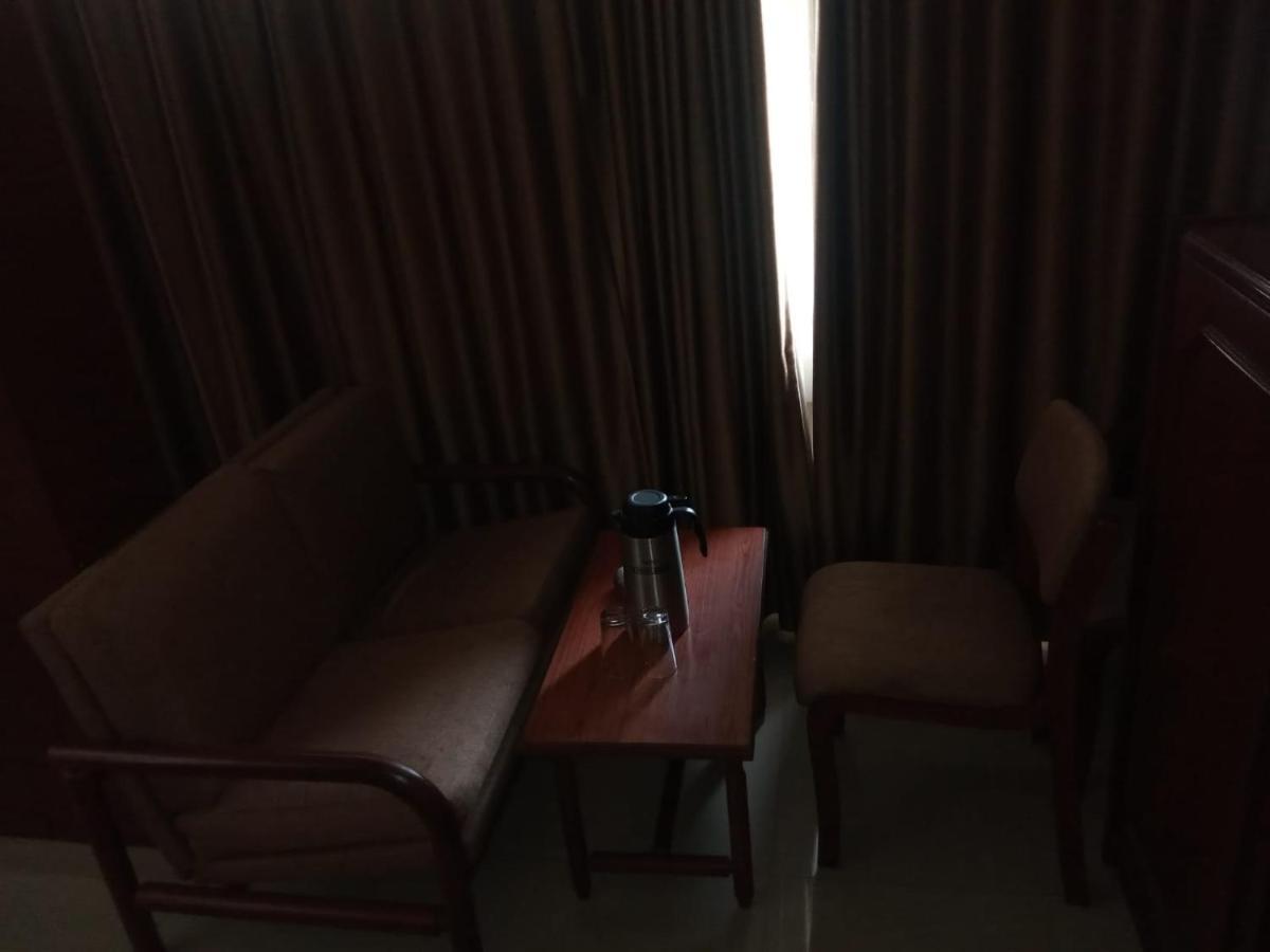 Hotel Apex Ahmedabad Exterior photo