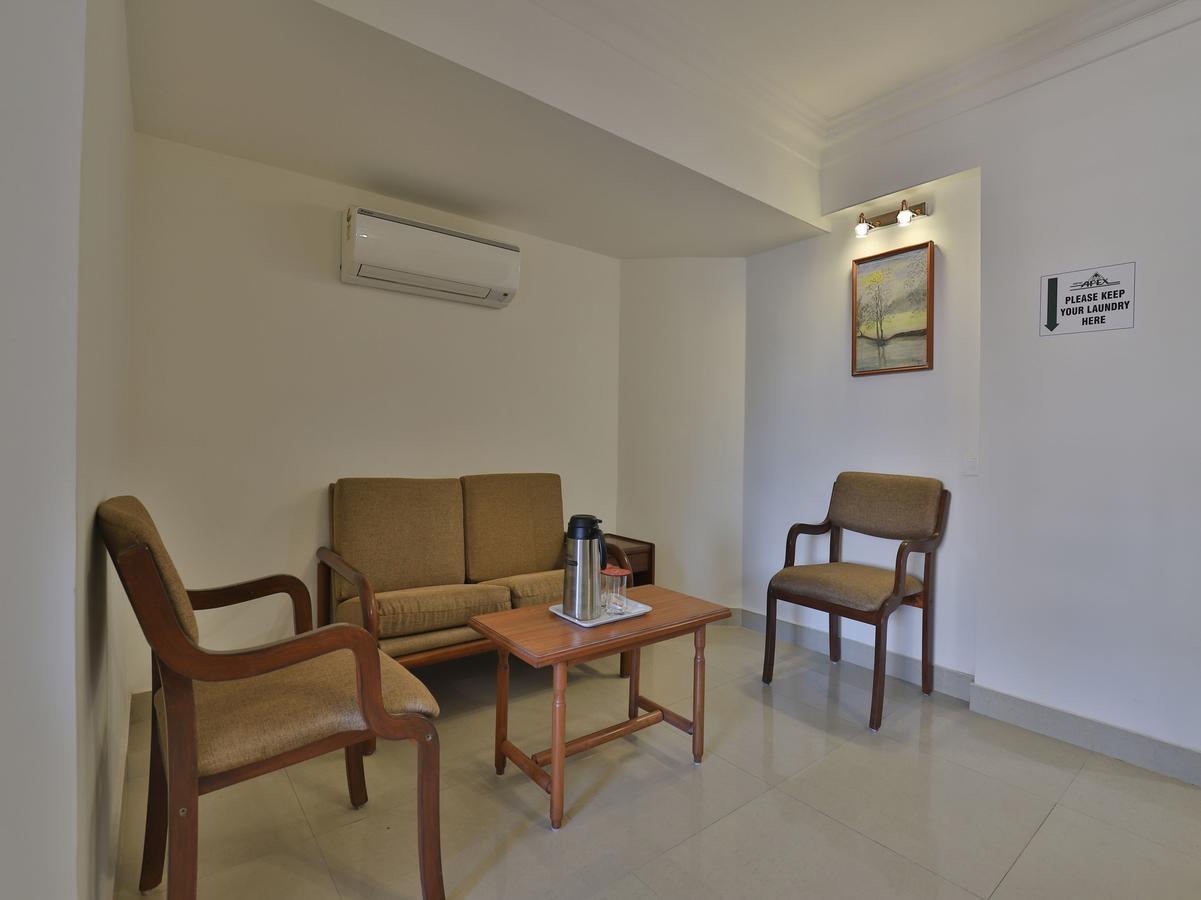 Hotel Apex Ahmedabad Exterior photo